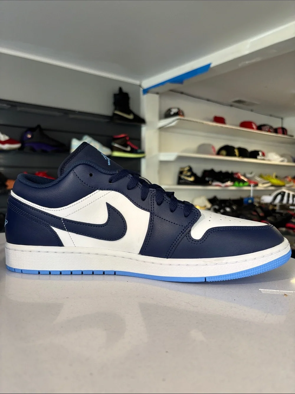 Air Jordan 1 low mens size 13